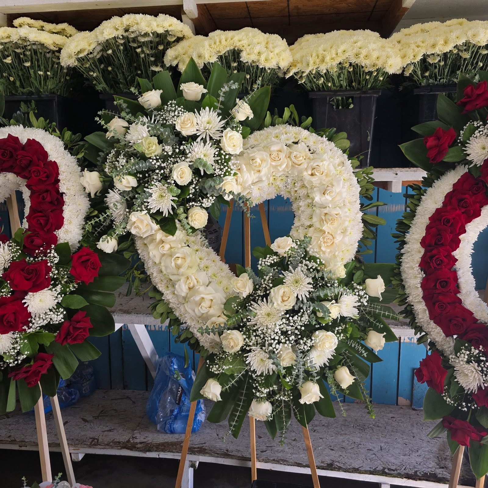 Red and white sympathy wreaths made to order in Los Angeles